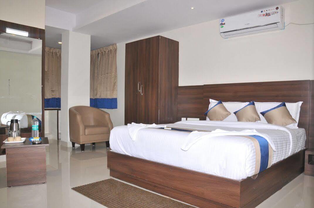 Capital O 76622 Hotel Raama Grand Mysore Extérieur photo